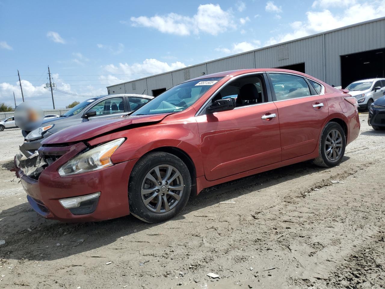 2015 Nissan Altima - Image 1