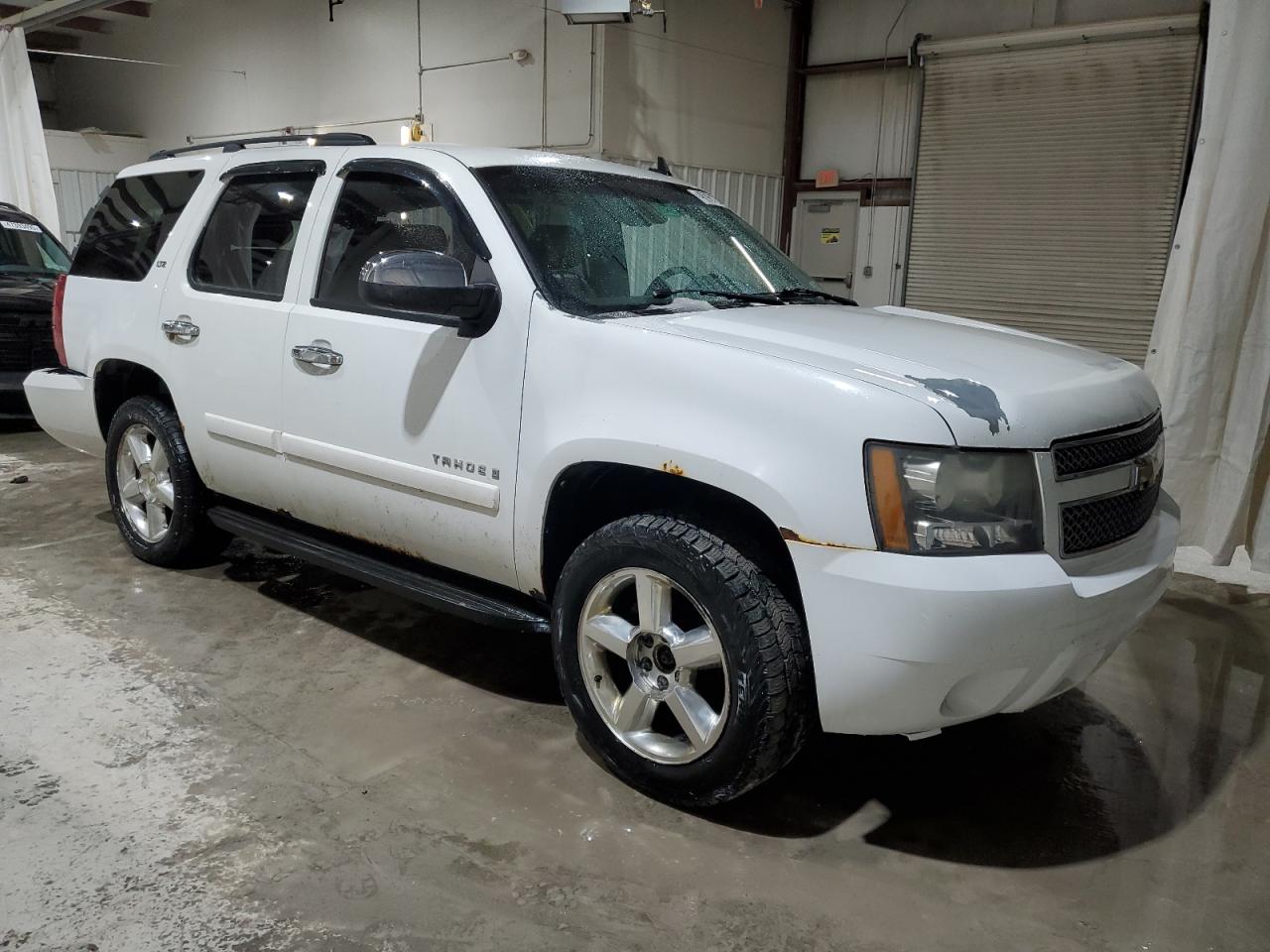 2007 Chevrolet Tahoe - Image 4
