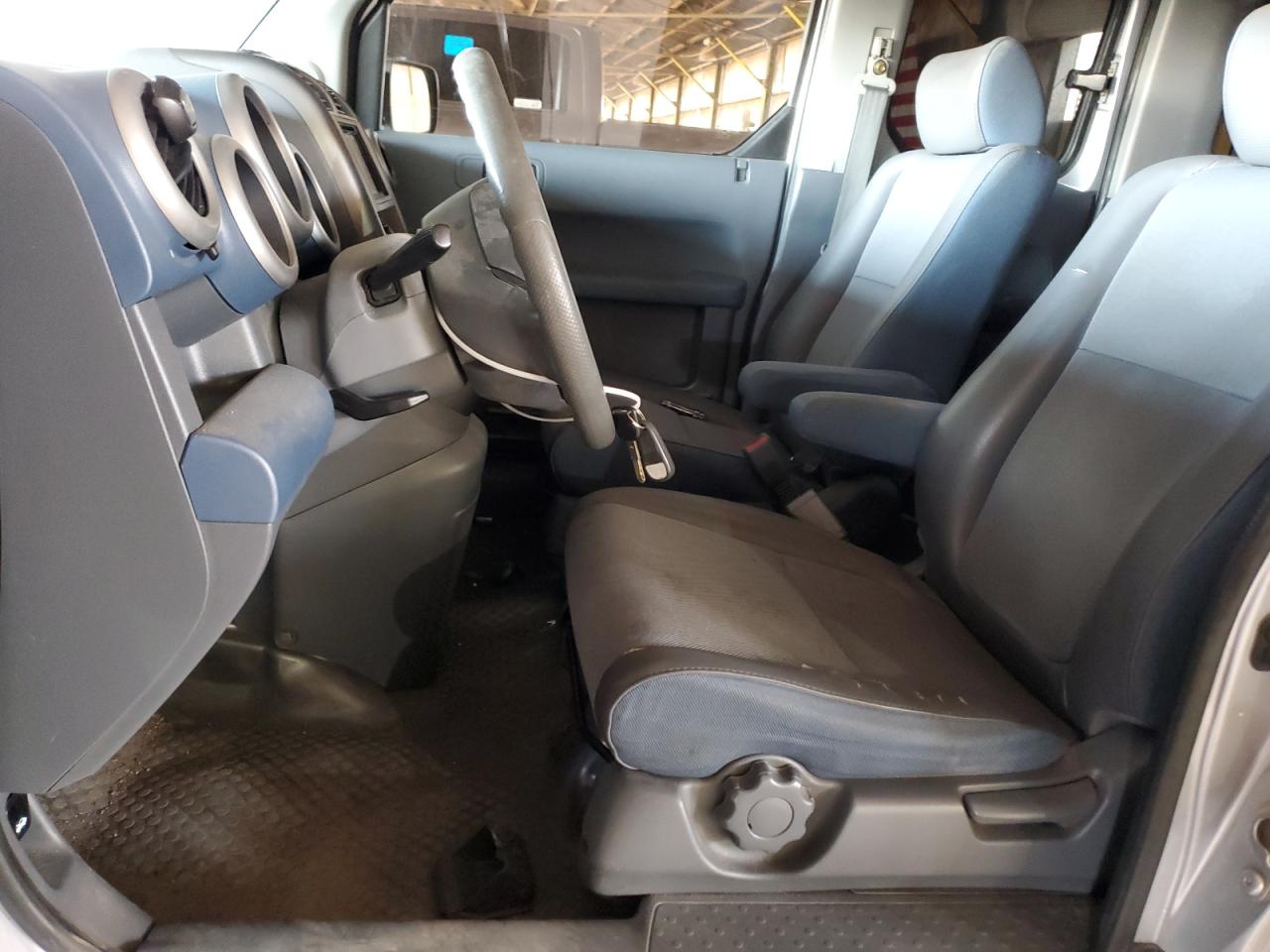 2005 Honda Element - Image 7