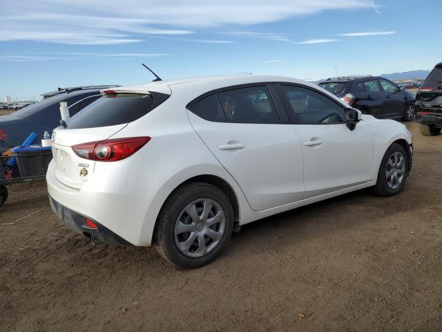 Hatchbacks MAZDA 3 2016 Biały