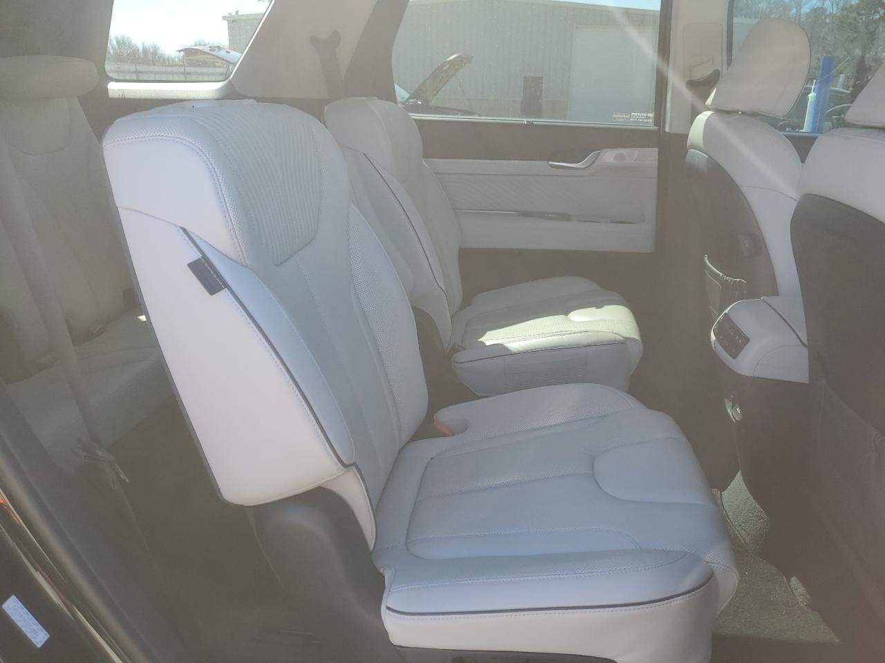 2024 Hyundai Palisade - Image 12