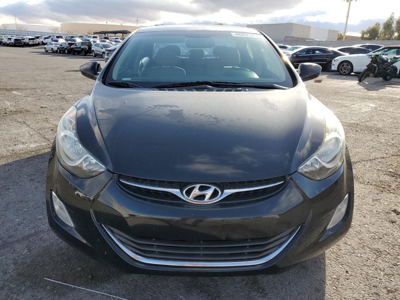 2013 Hyundai Elantra - Image 5