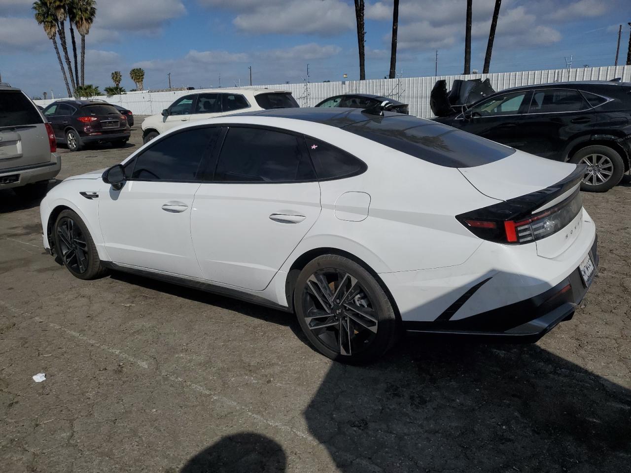 2024 Hyundai Sonata - Image 2