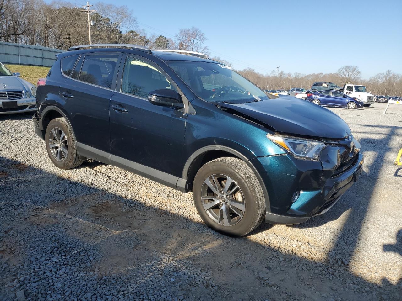 2018 Toyota RAV 4 - Image 4
