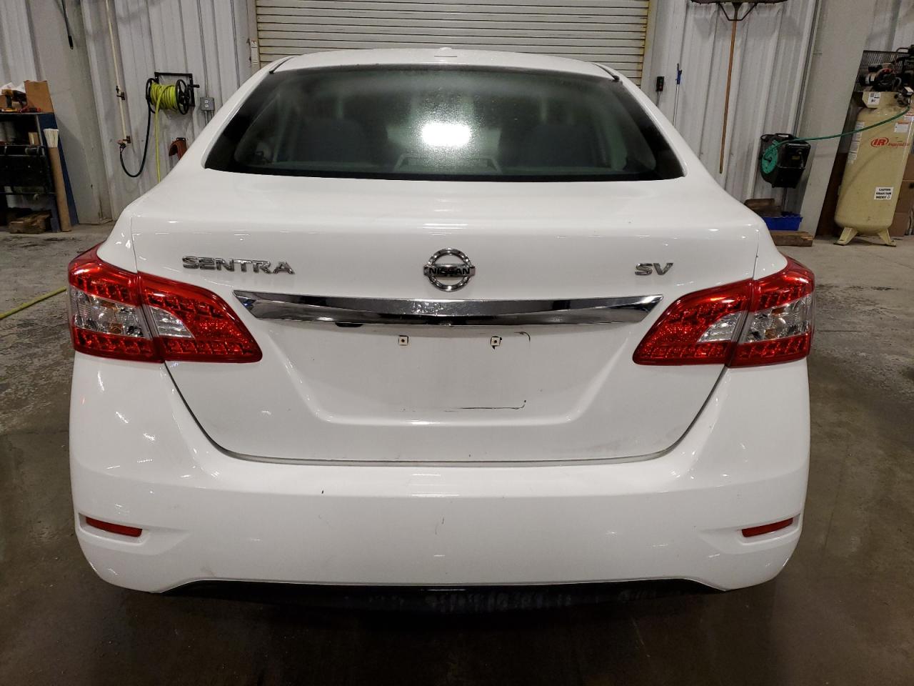 2015 Nissan Sentra - Image 6