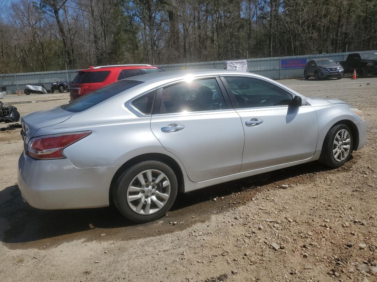 2015 Nissan Altima - Image 3