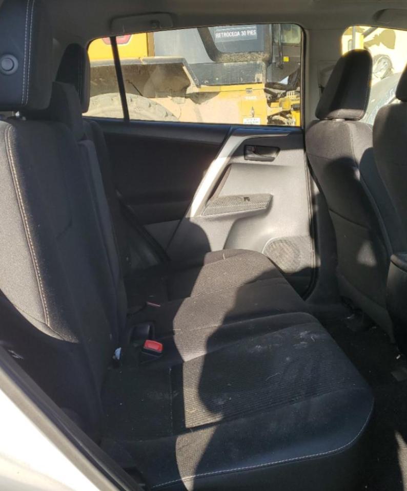 2013 Toyota RAV 4 - Image 10