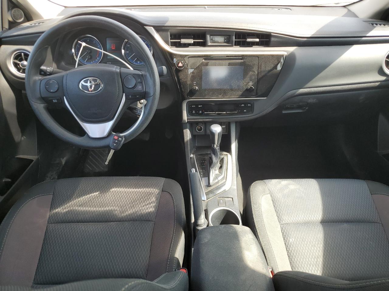 2018 Toyota Corolla - Image 8
