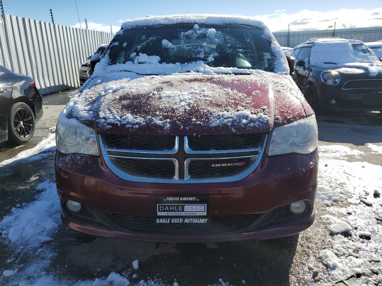 2017 Dodge Caravan - Image 5
