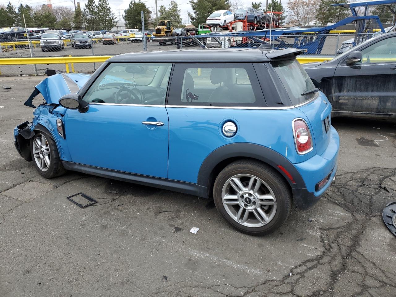 2013 MINI Cooper - Image 2