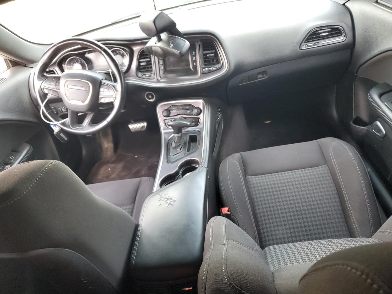 2017 Dodge Challenger - Image 8