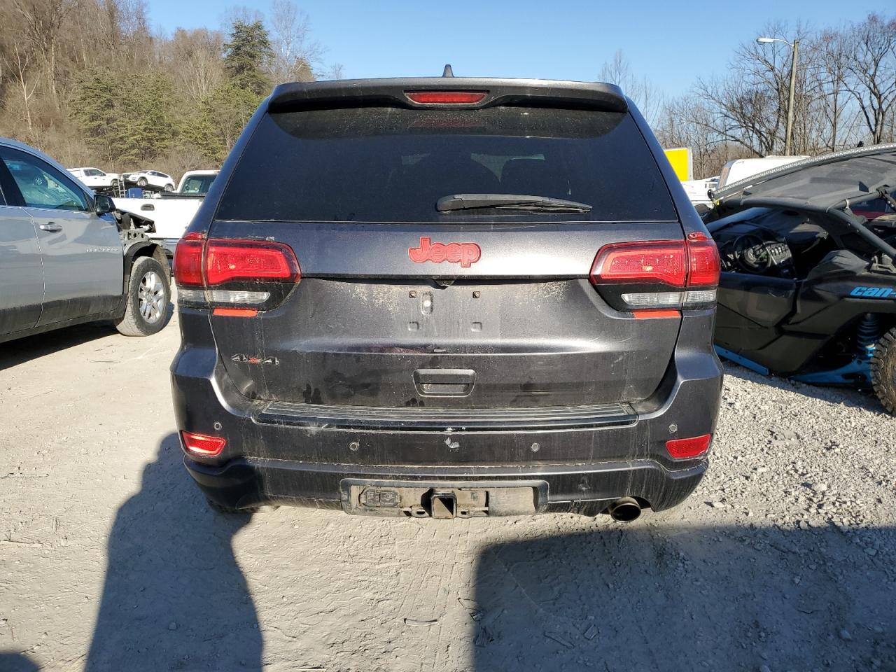 2017 Jeep Grand Cherokee - Image 6