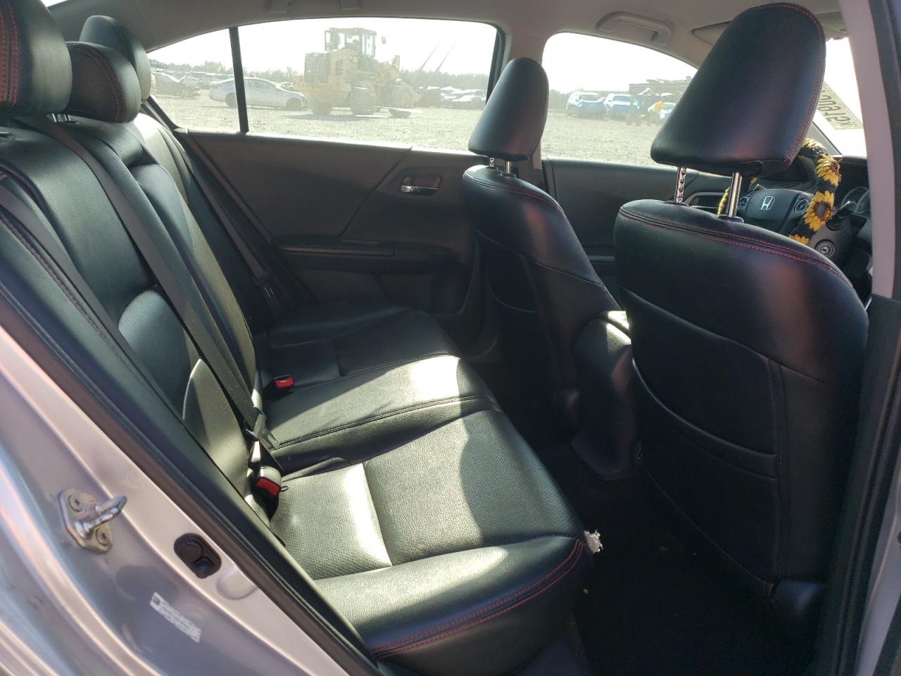2013 Honda Accord - Image 11