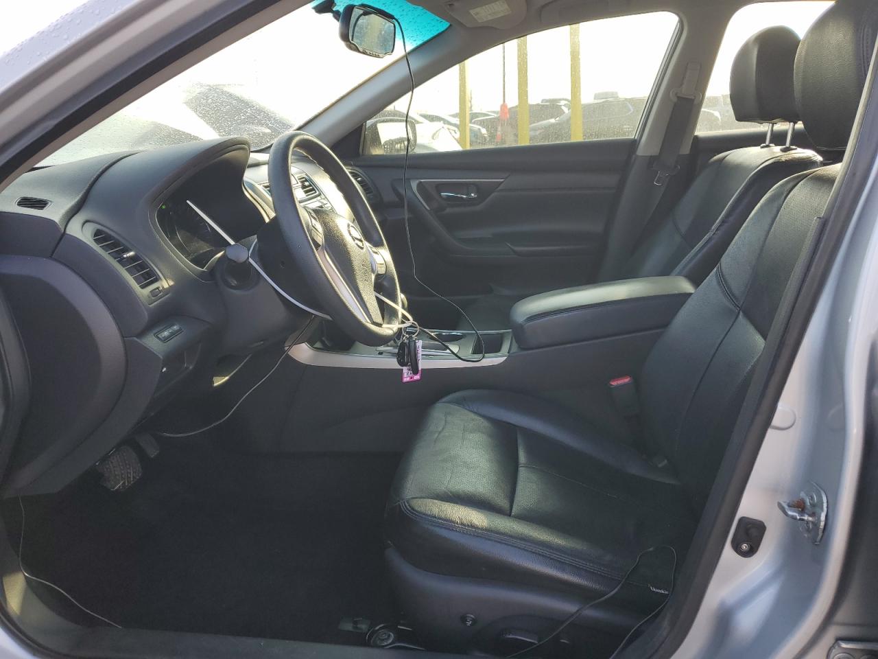 2015 Nissan Altima - Image 7