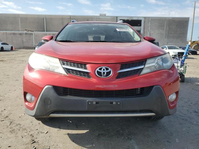  TOYOTA RAV4 2015 Красный