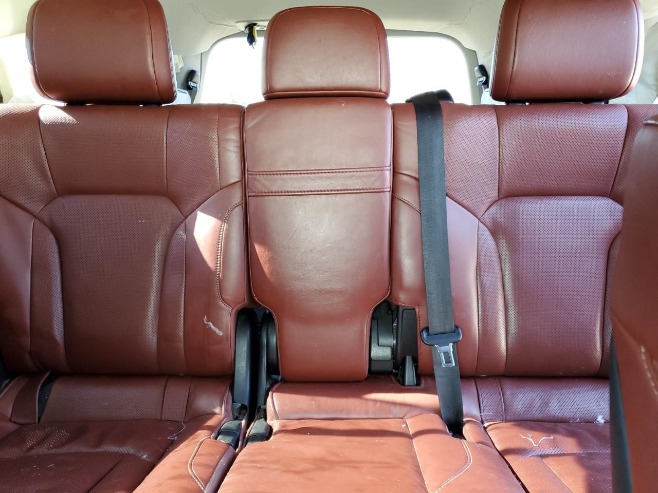 2017 Lexus LX - Image 10