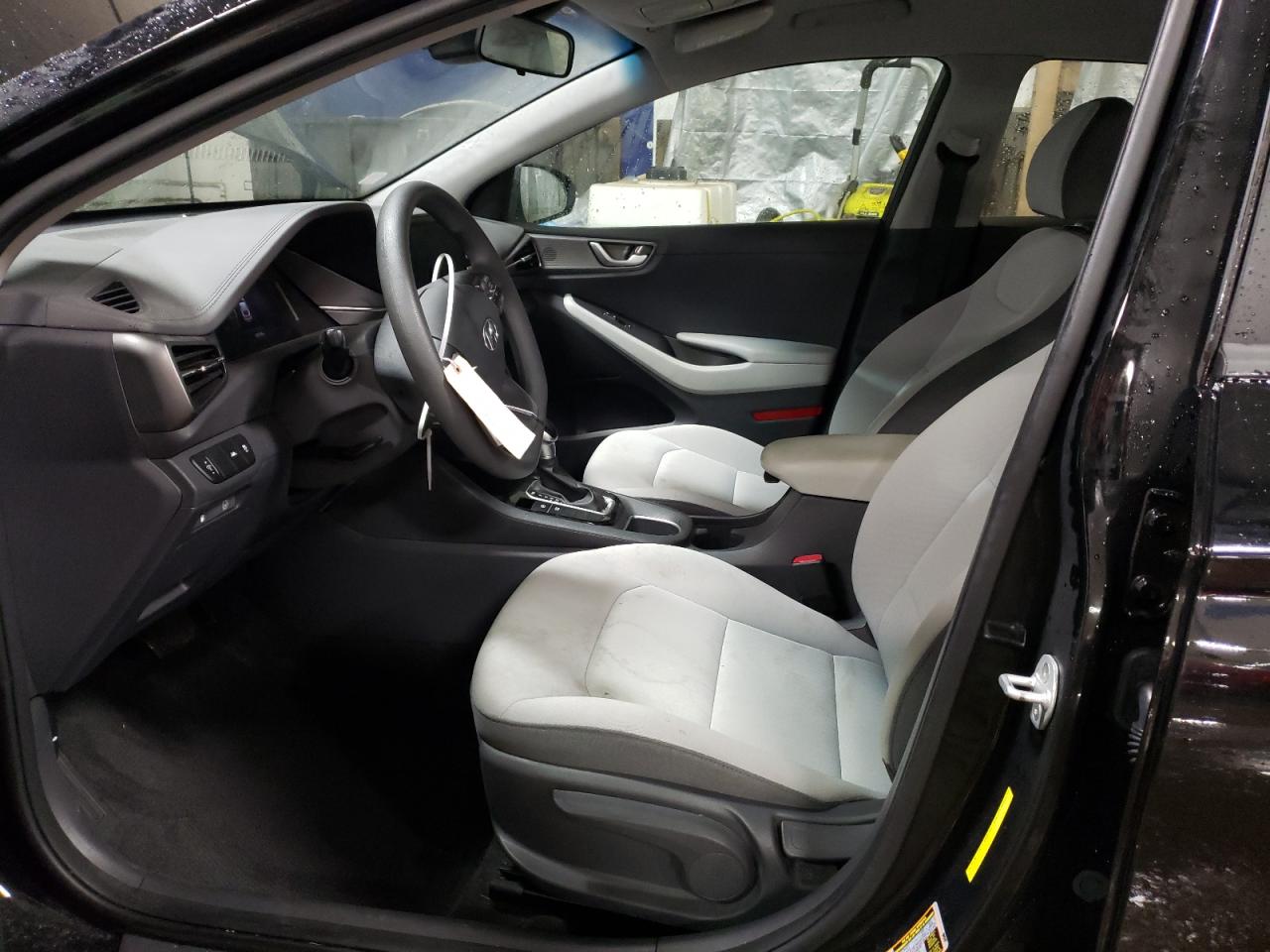 2022 Hyundai IONIQ - Image 7
