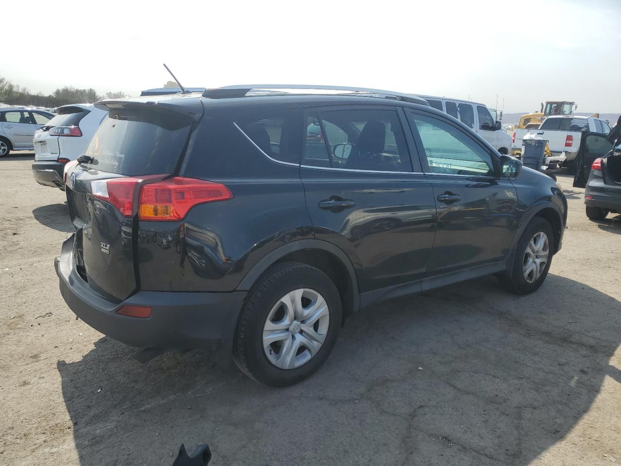 2015 Toyota RAV 4 - Image 3