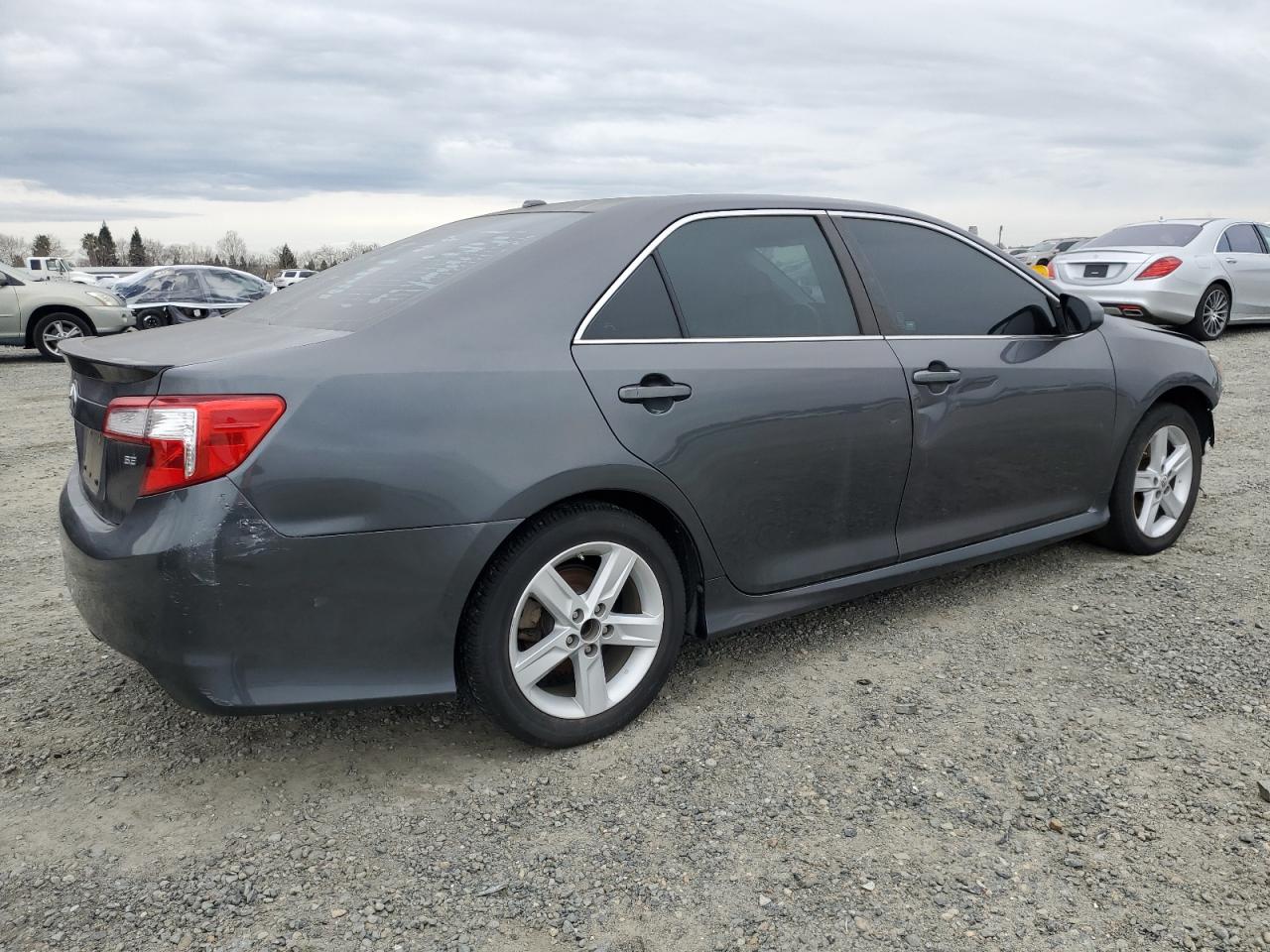 2013 Toyota Camry - Image 3