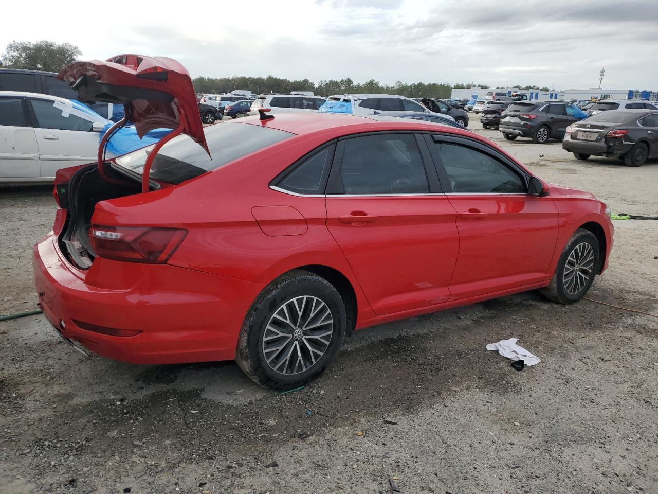 2020 Volkswagen Jetta - Image 3