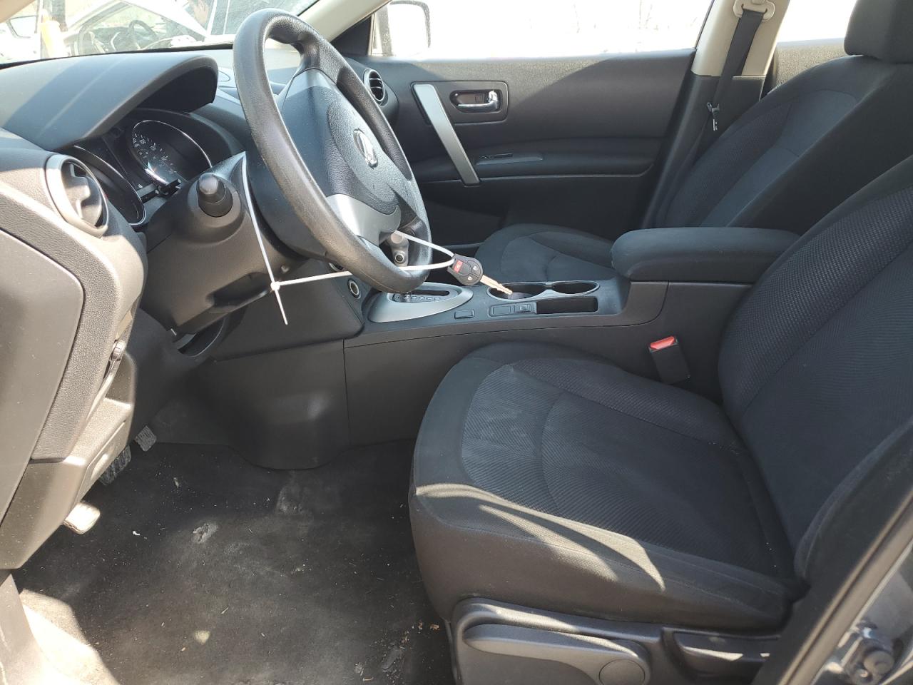 2014 Nissan Rogue - Image 7