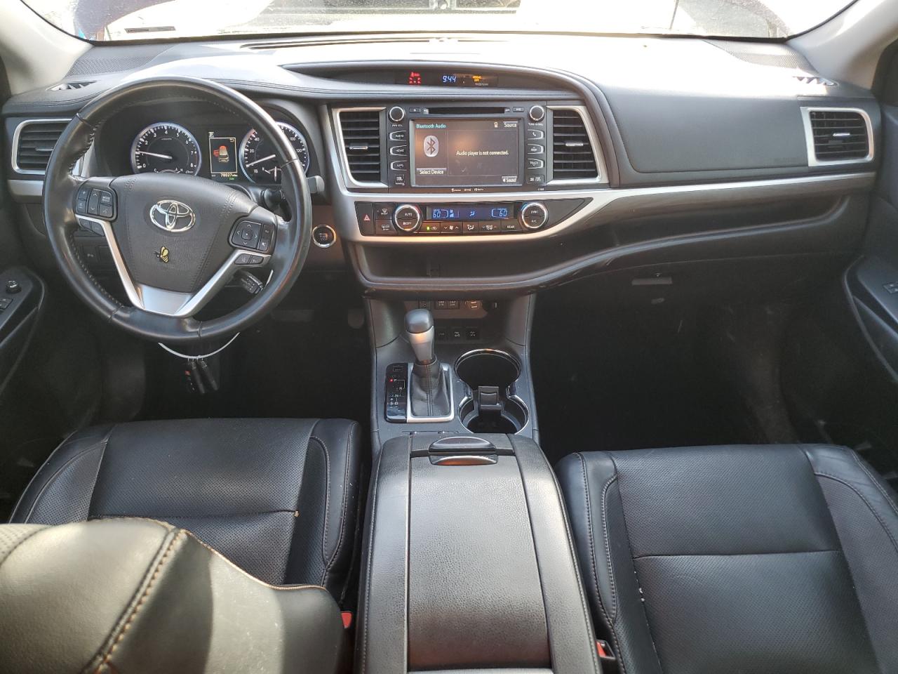 2017 Toyota Highlander - Image 8