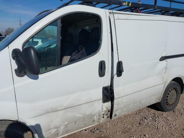 2013 VAUXHALL VIVARO 270