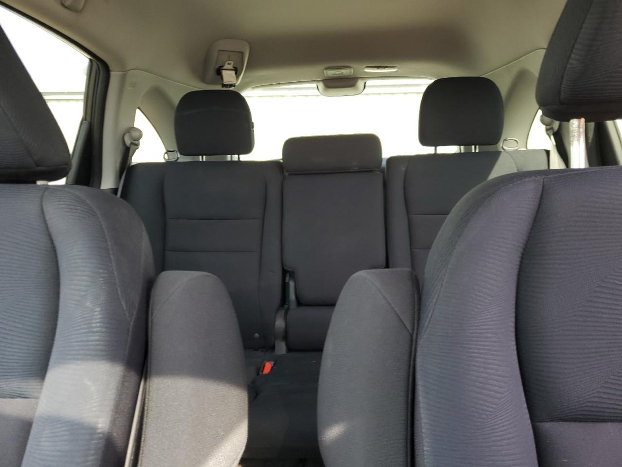 2011 Honda CR-V - Image 10