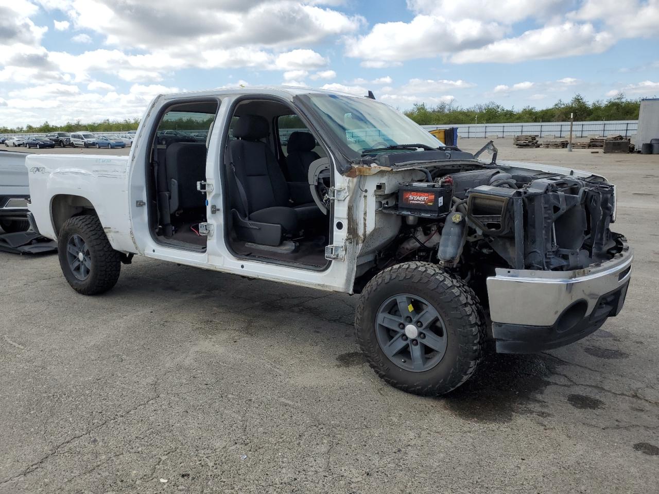 2013 GMC Sierra - Image 4