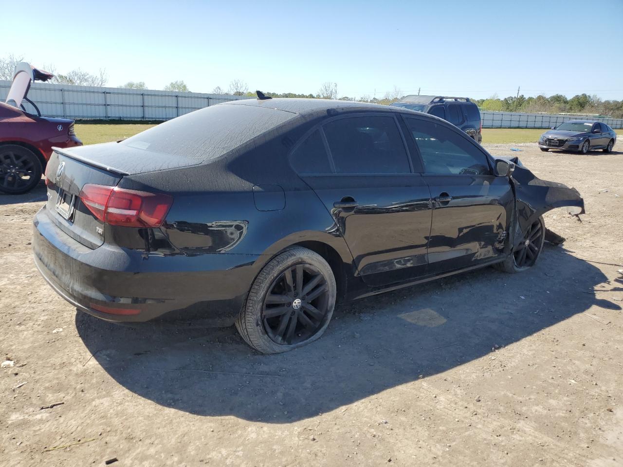 2018 Volkswagen Jetta - Image 3