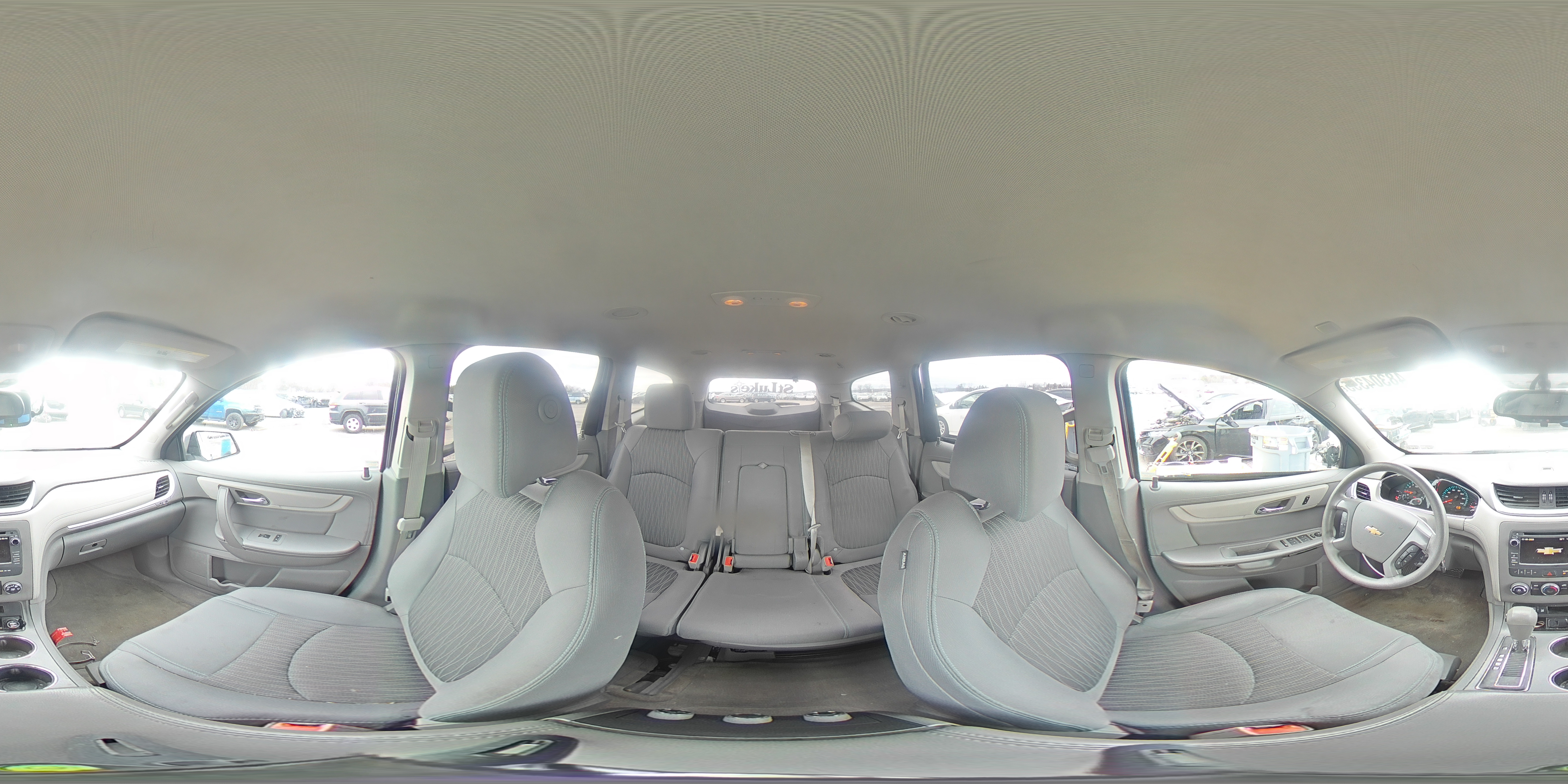 2017 Chevrolet Traverse - Image 13