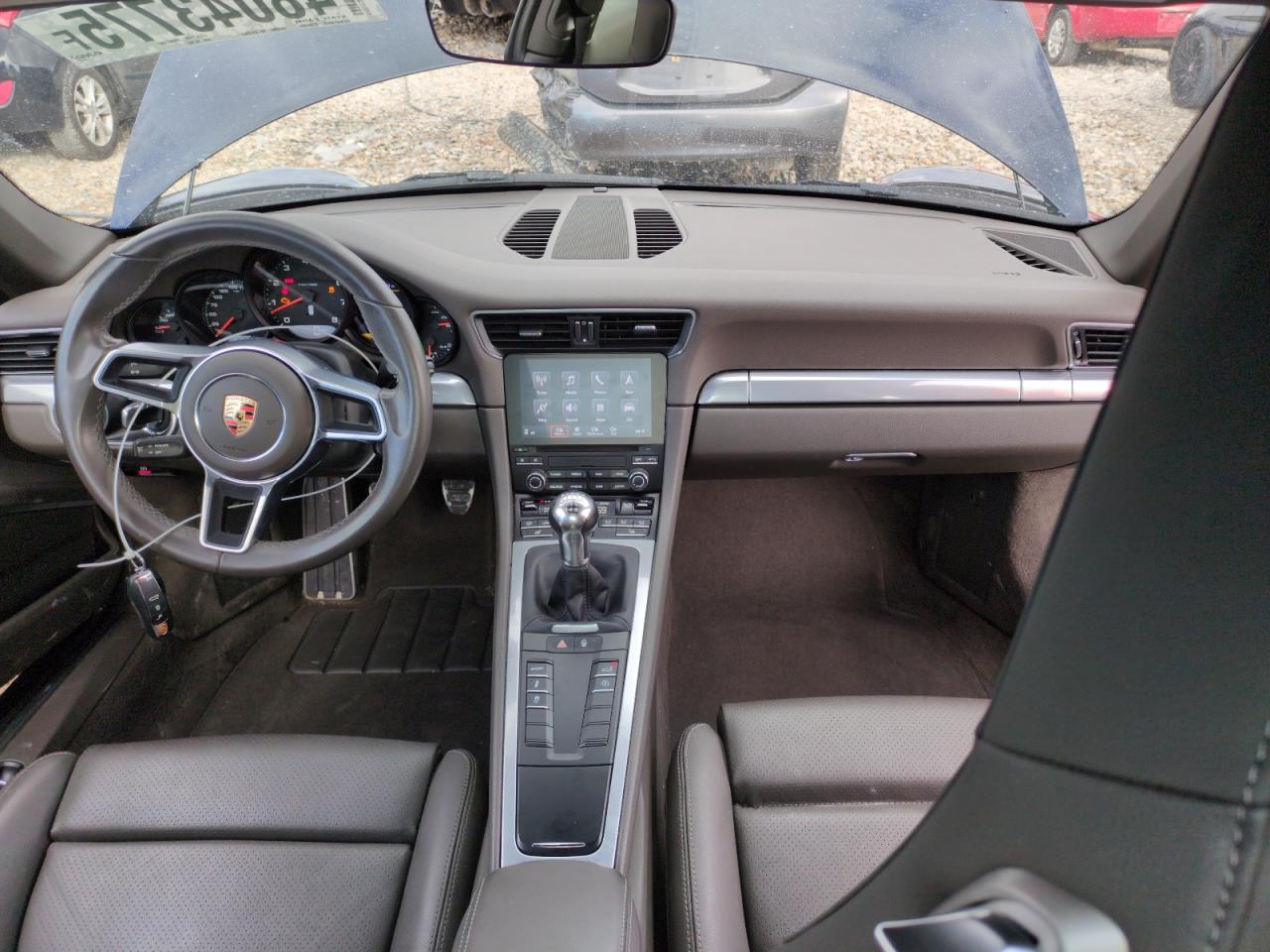 2017 Porsche 911 - Image 8