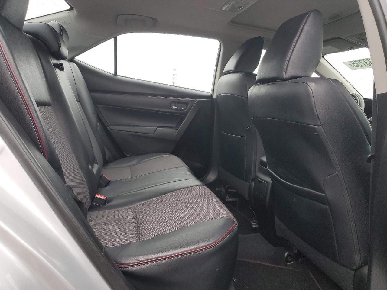 2017 Toyota Corolla - Image 10