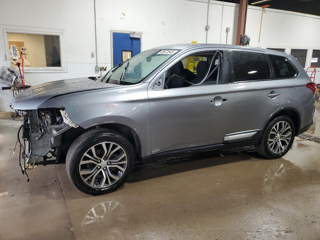 2016 Mitsubishi Outlander Se na sprzedaż w Blaine, MN - Front End
