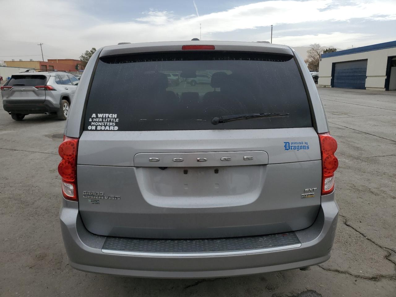 2019 Dodge Caravan - Image 6