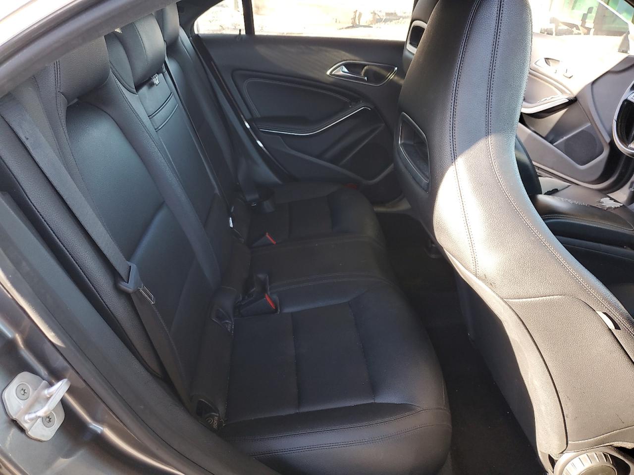 2015 Mercedes-Benz CLA-klasse - Image 10