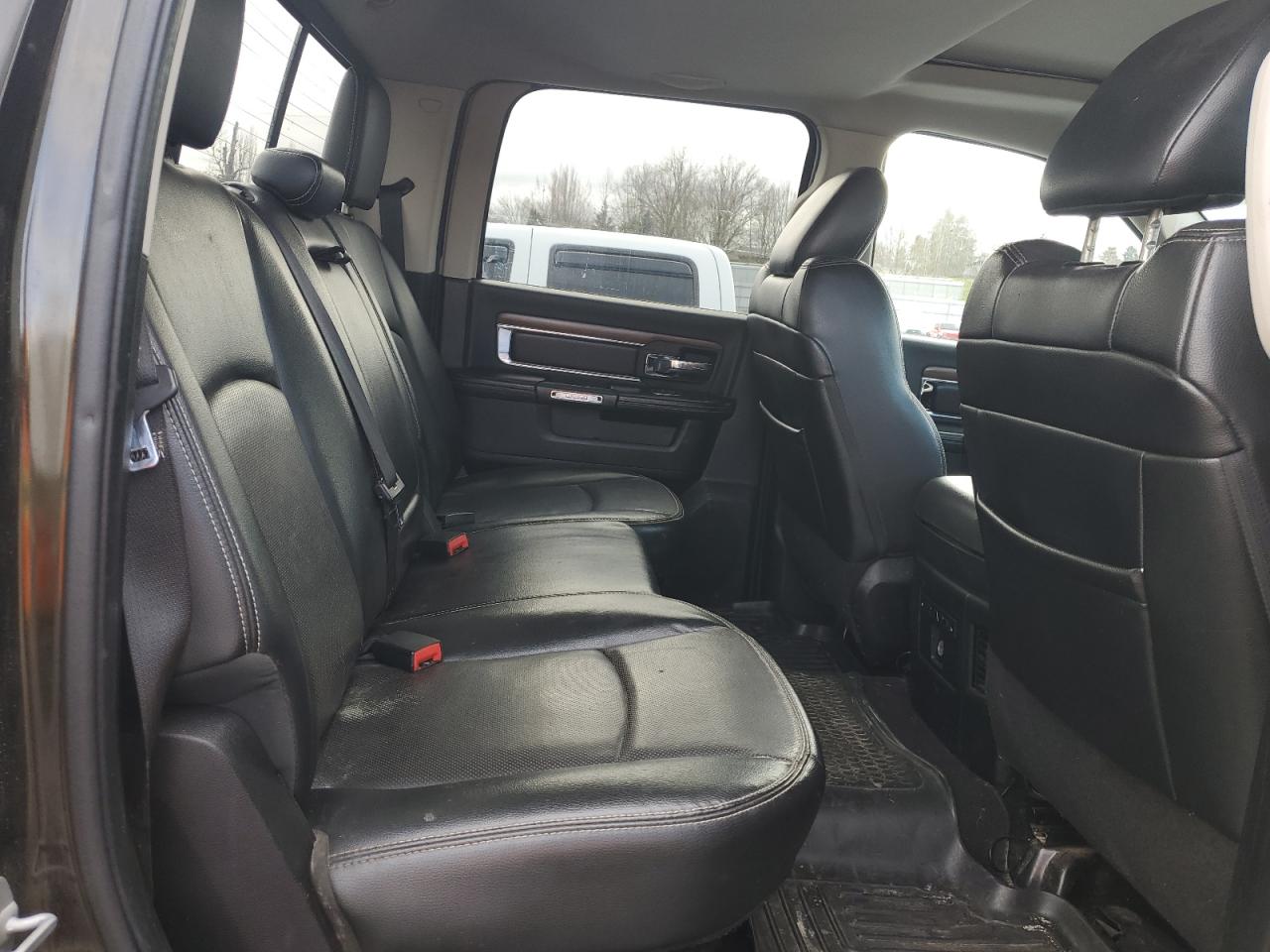 2013 RAM 1500 - Image 10