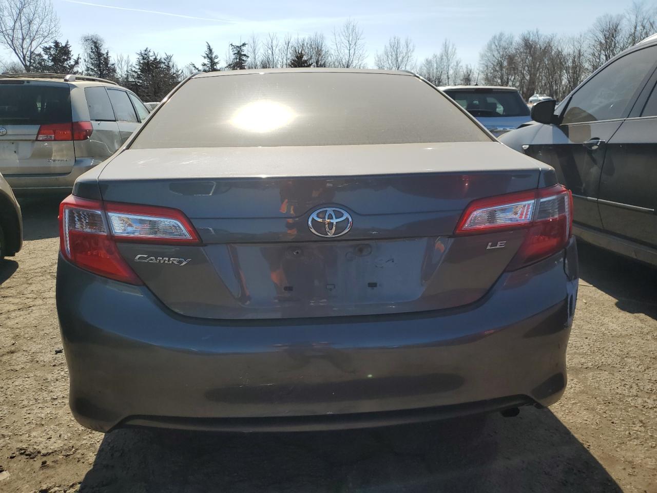 2014 Toyota Camry - Image 6