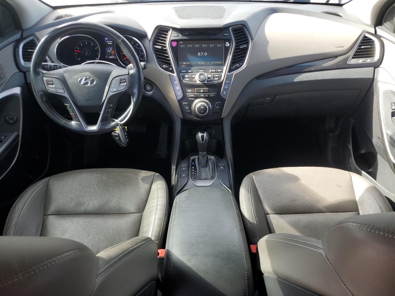 2015 Hyundai Santa Fe - Image 8