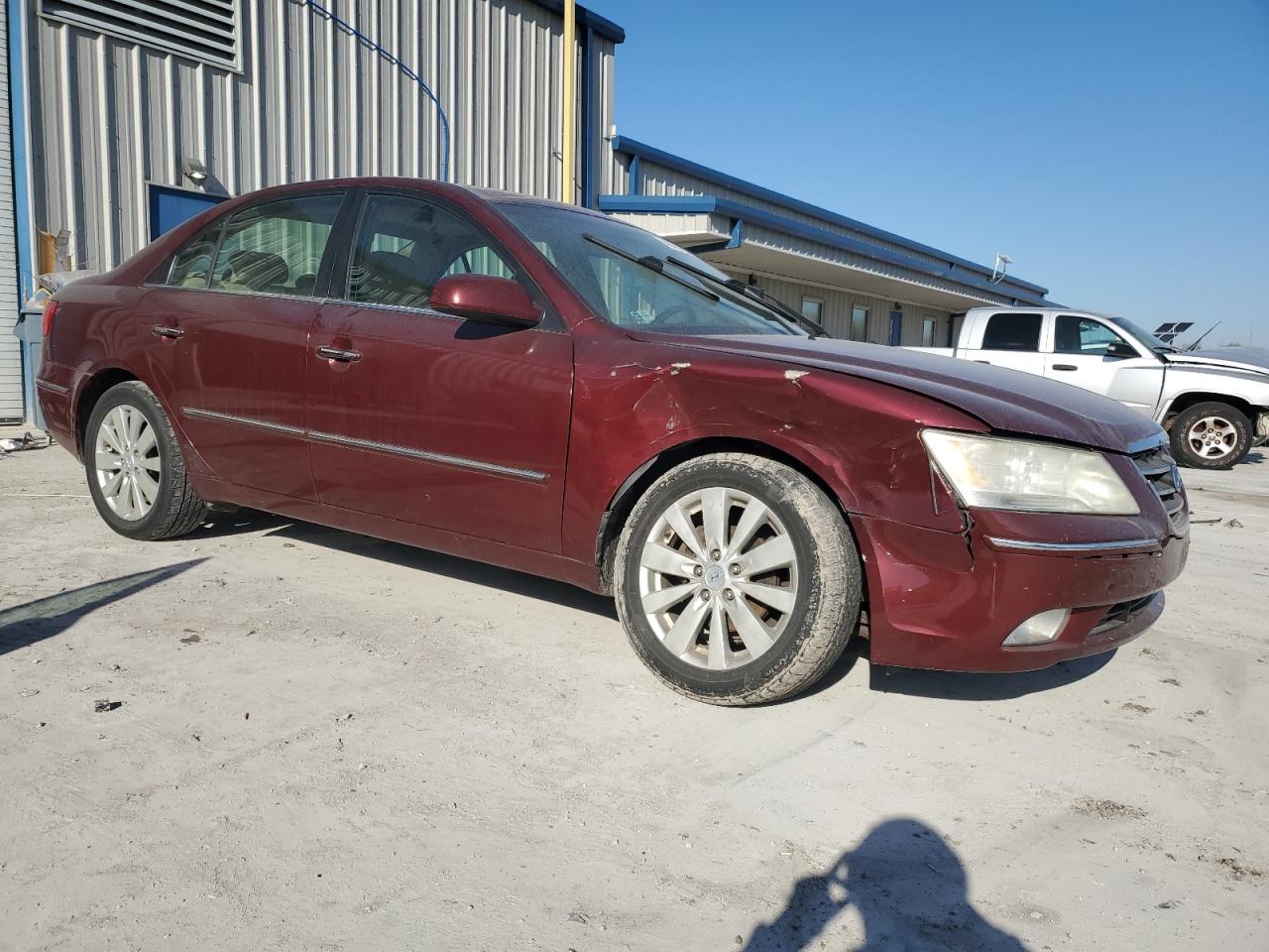 2009 Hyundai Sonata - Image 4
