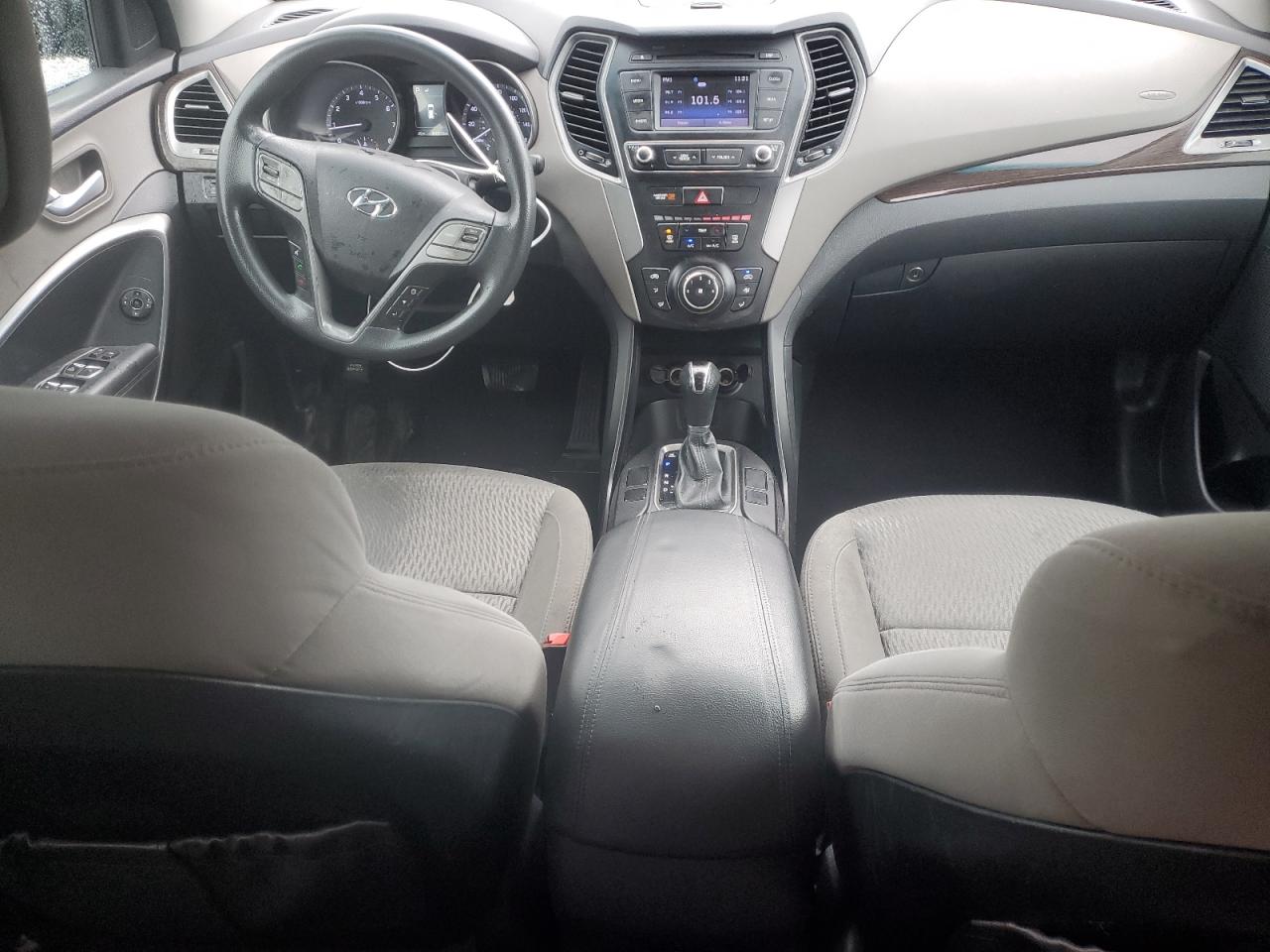 2018 Hyundai Santa Fe - Image 8