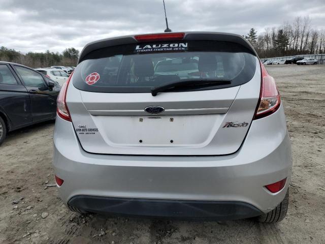  FORD FIESTA 2017 Silver