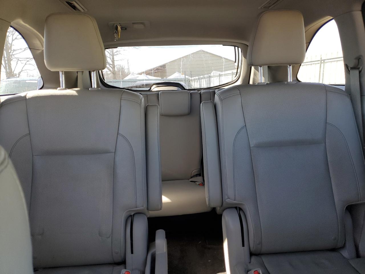 2014 Toyota Highlander - Image 10