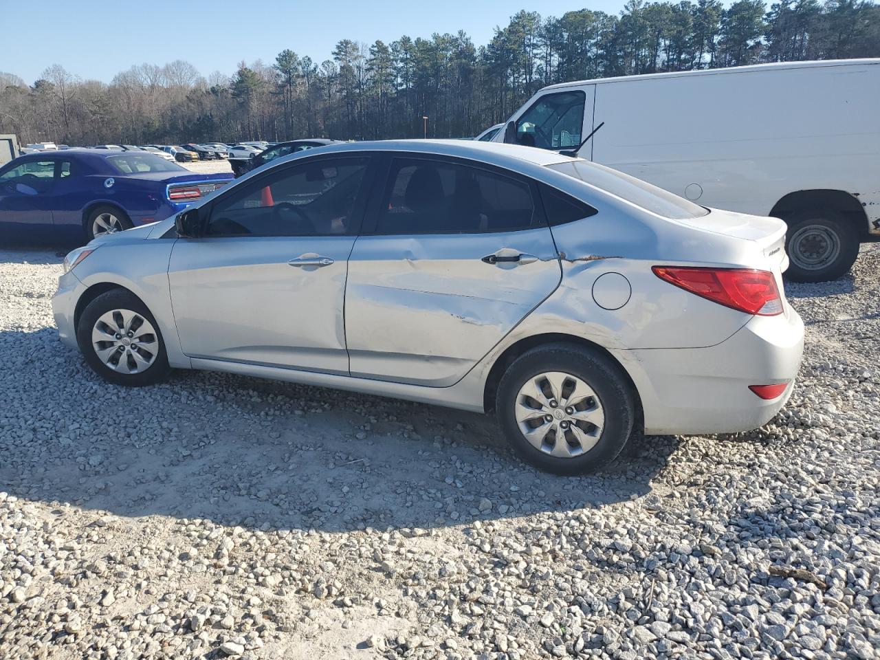 2015 Hyundai Accent - Image 2