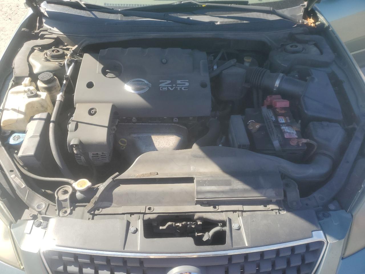 2005 Nissan Altima - Image 12