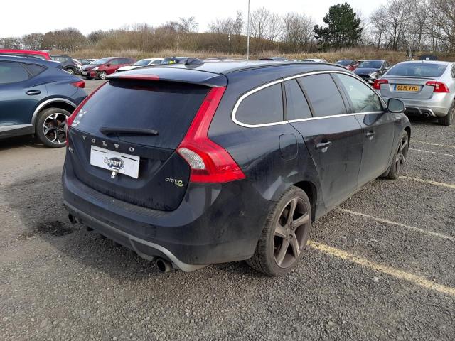 2011 VOLVO V60 R-DESI