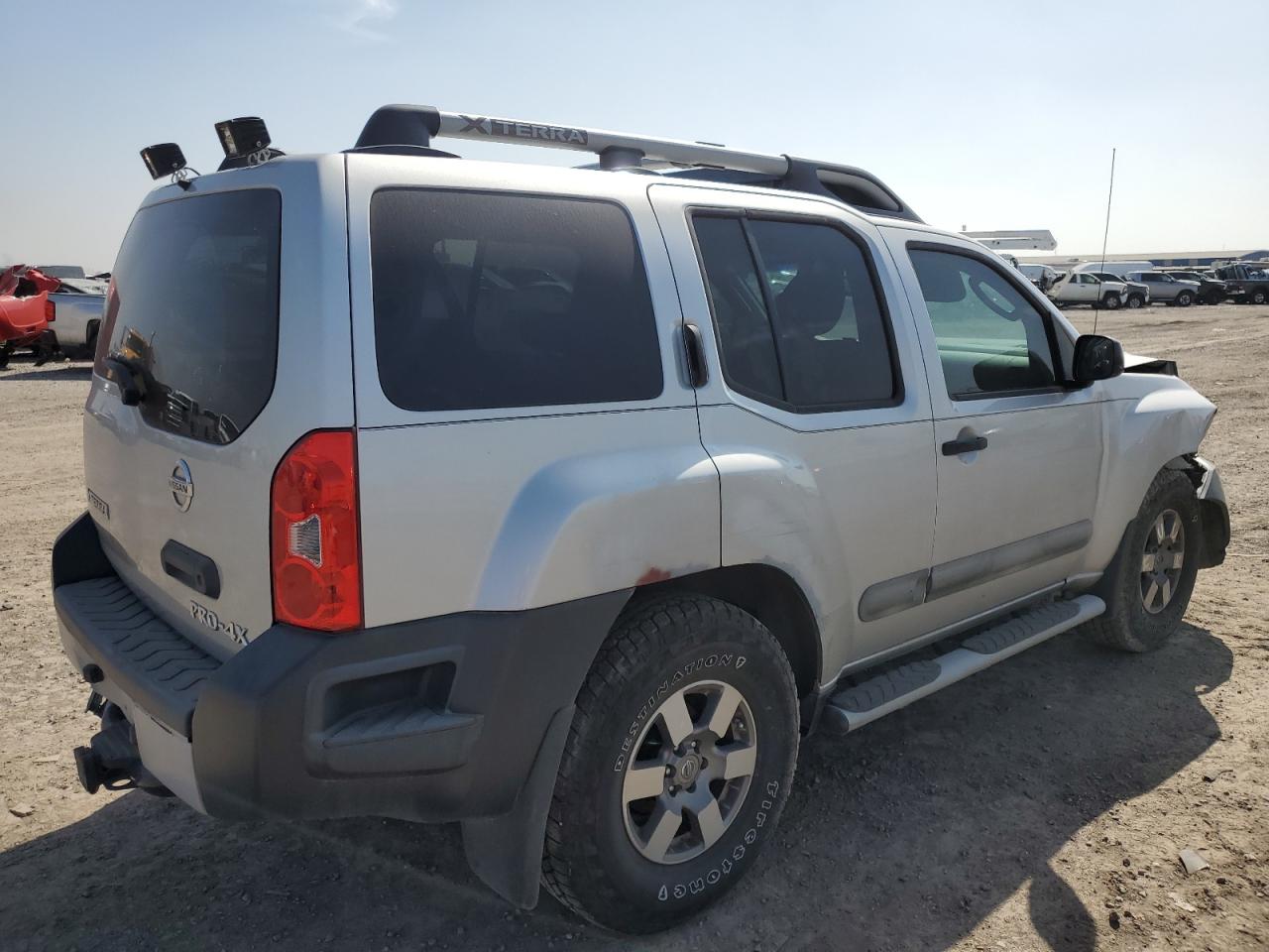 2011 Nissan XTerra - Image 3
