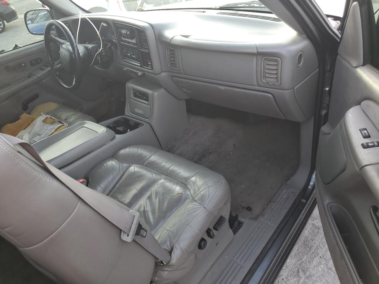 2001 Chevrolet Silverado - Image 8