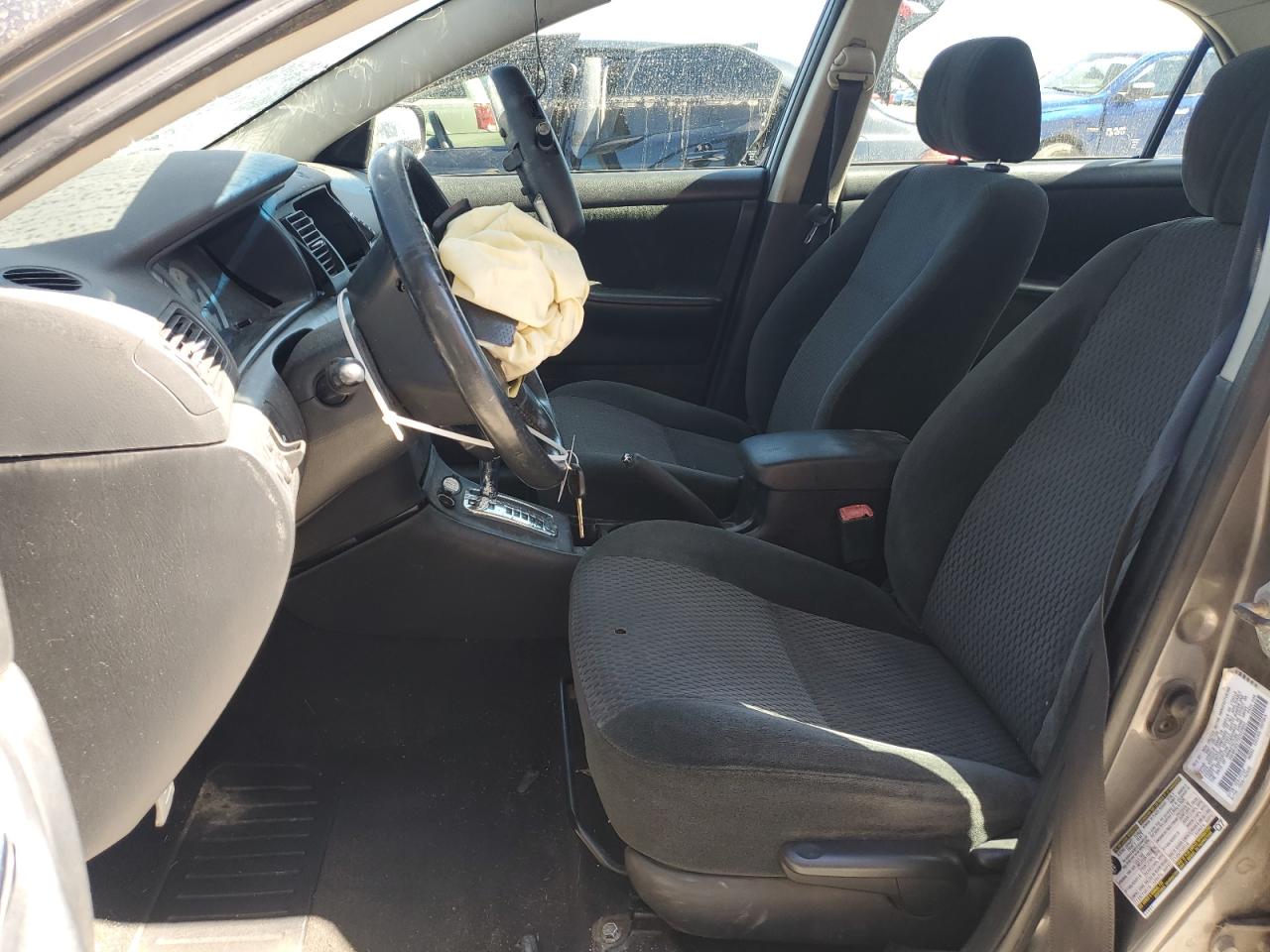 2005 Toyota Corolla - Image 7