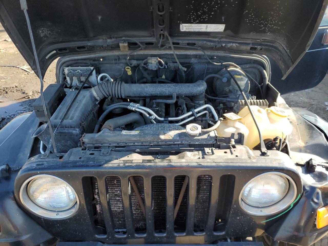 2003 Jeep Wrangler - Image 11